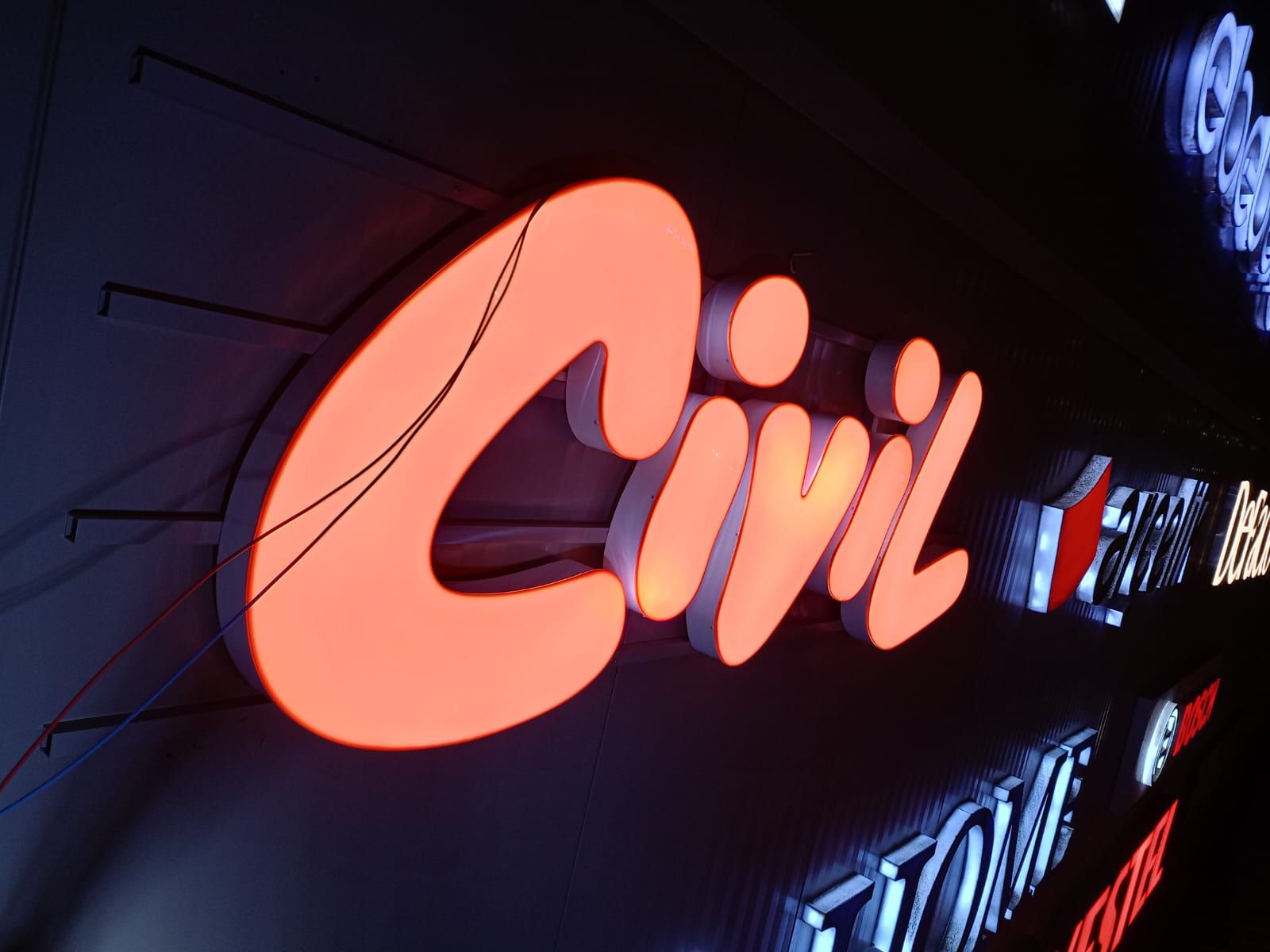 Işıklı pleksi Tabela