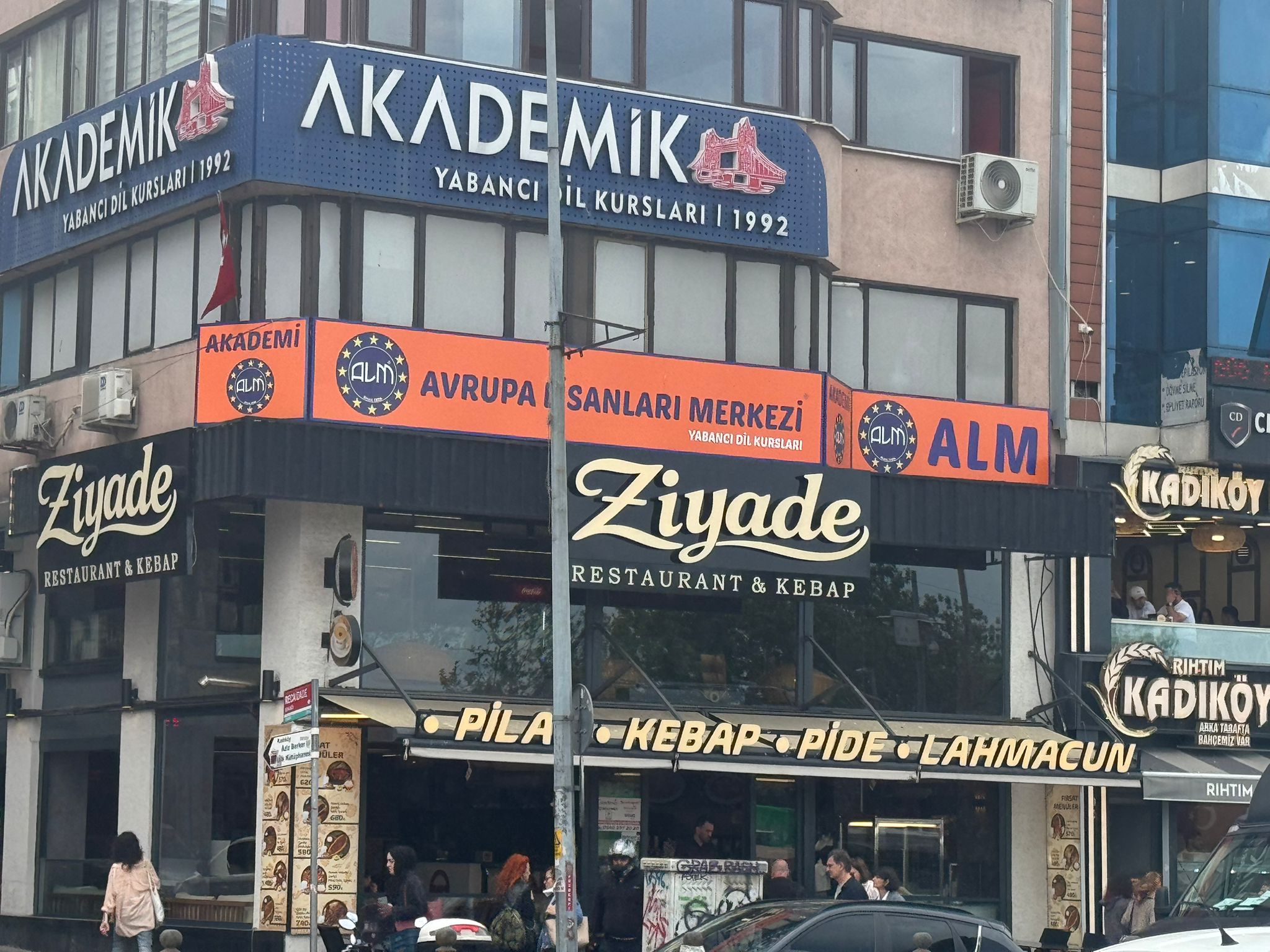 Maltepe Tabelacı | Işıklı, Pleksi & Kutu Harf Tabela Tasarımı
